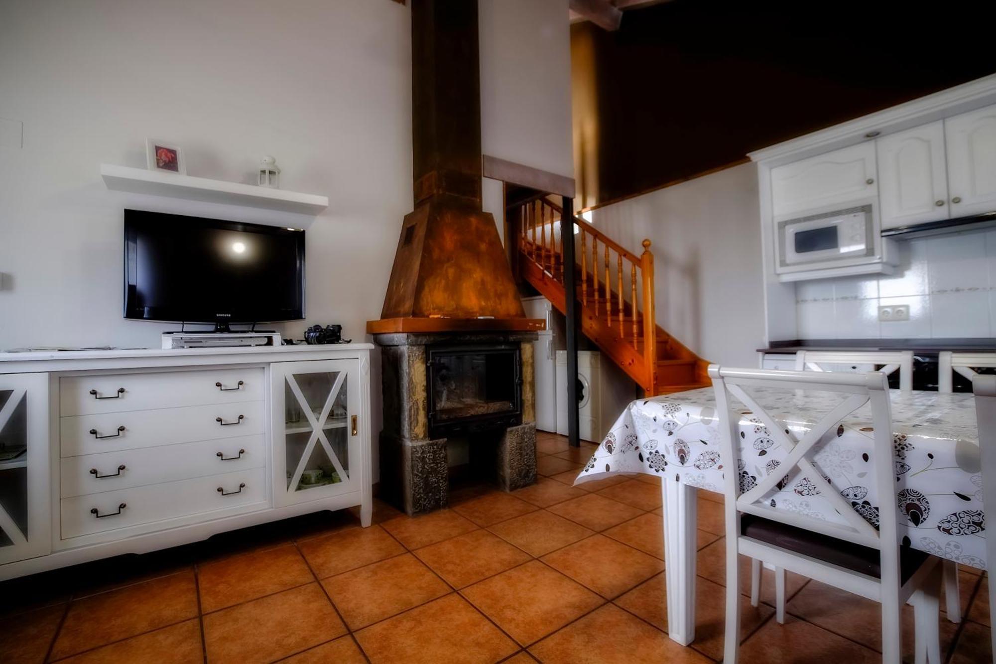 Maison d'hôtes Casas La Ribera Ordesa à Escalona Extérieur photo
