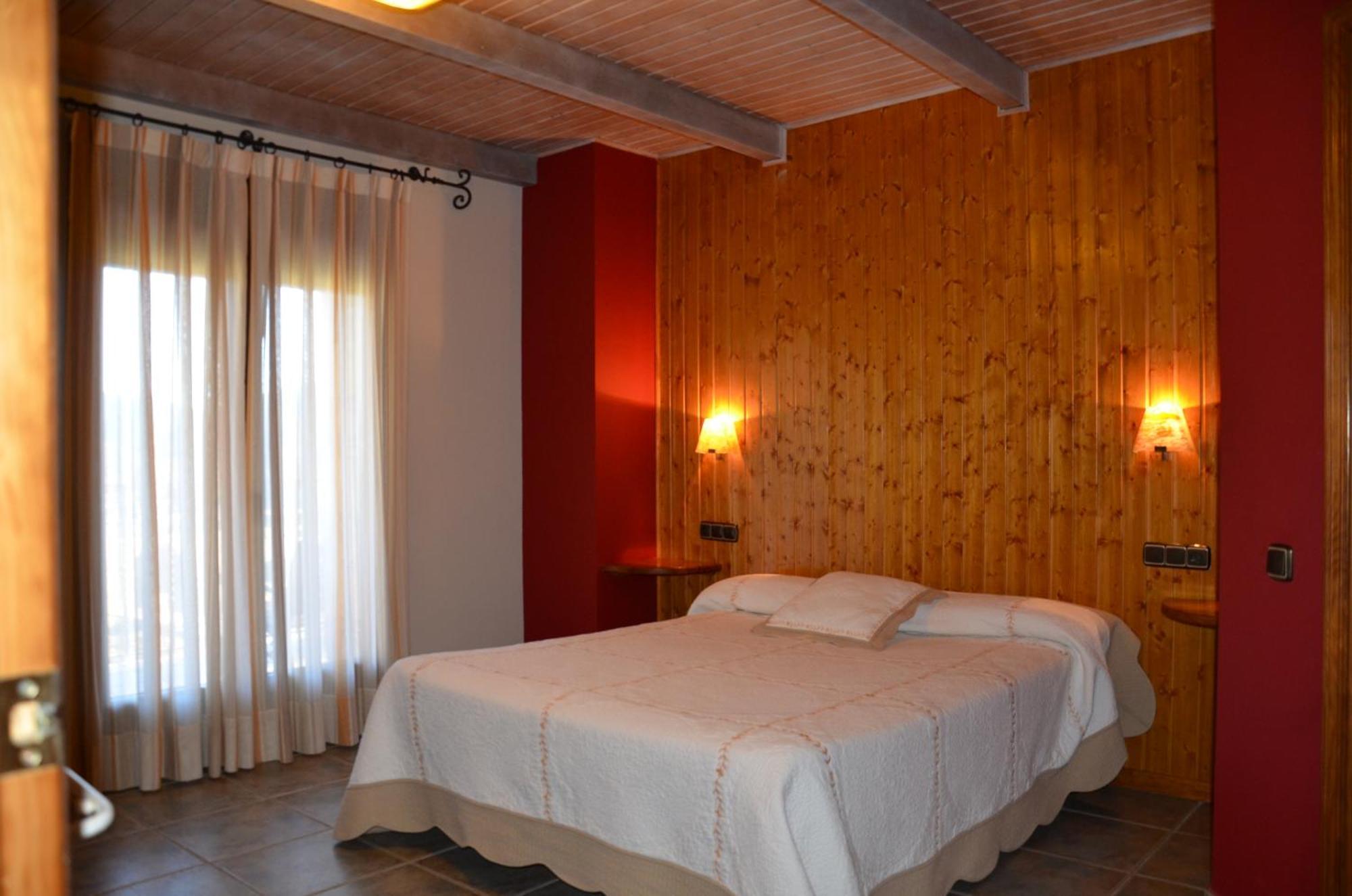 Maison d'hôtes Casas La Ribera Ordesa à Escalona Extérieur photo